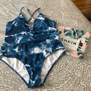 NIB Shein 1XL bathing suit